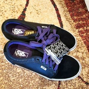 Vans low top Skateshoe black leather and suede, nwt size 10.5